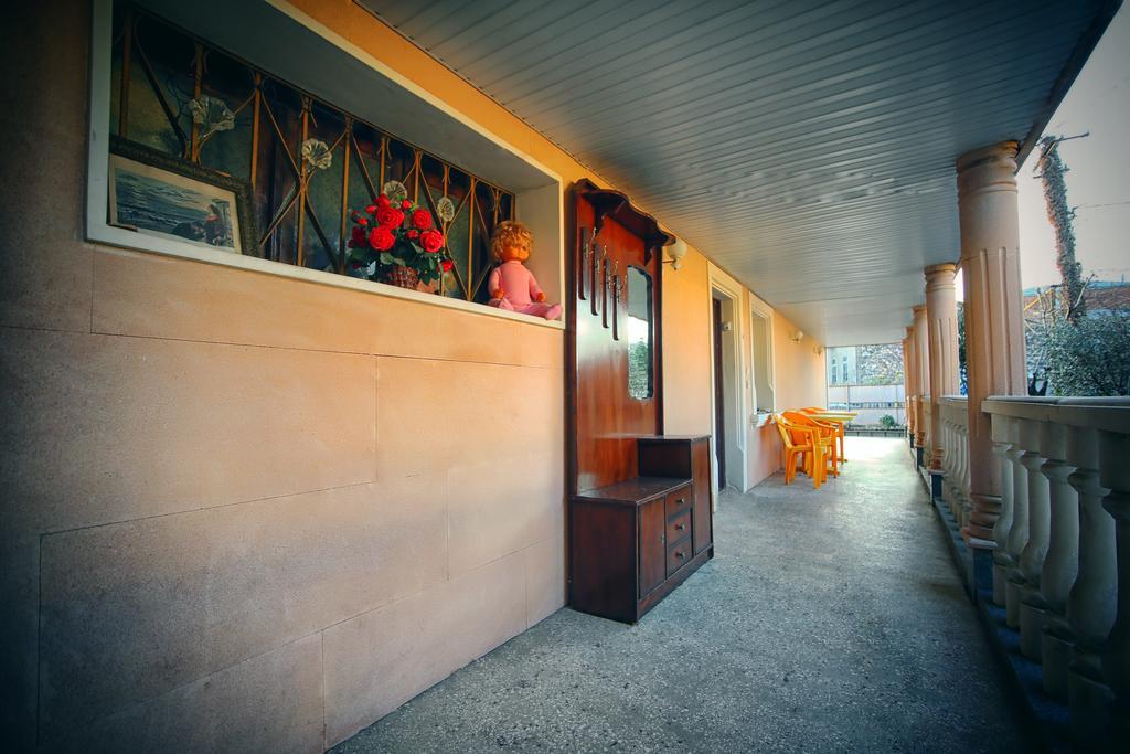 Apartment Gardenia Kutaisi Bagian luar foto