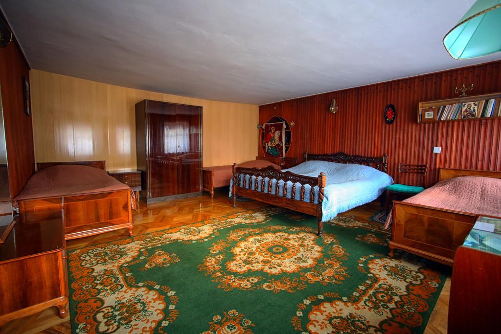 Apartment Gardenia Kutaisi Bagian luar foto