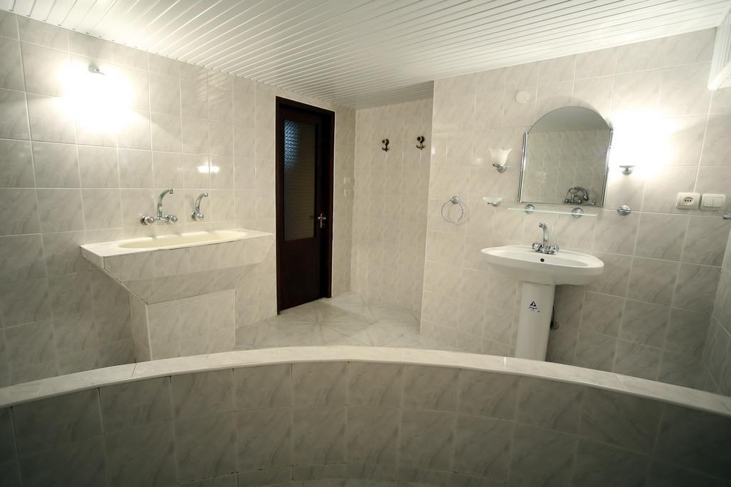 Apartment Gardenia Kutaisi Bagian luar foto