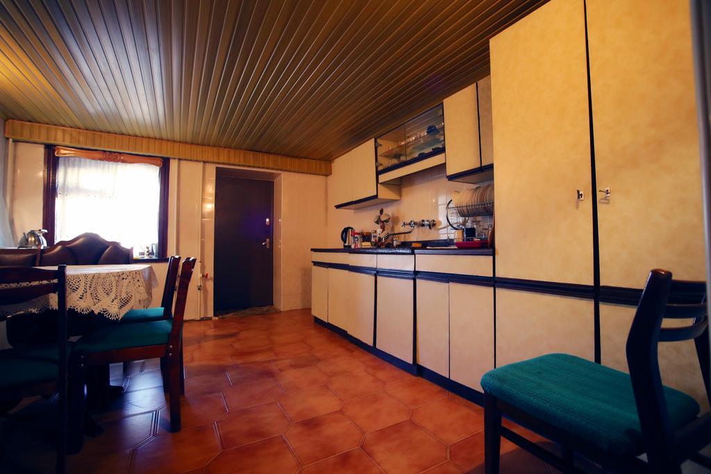 Apartment Gardenia Kutaisi Bagian luar foto